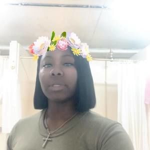 Meet your Posher, Mikayla